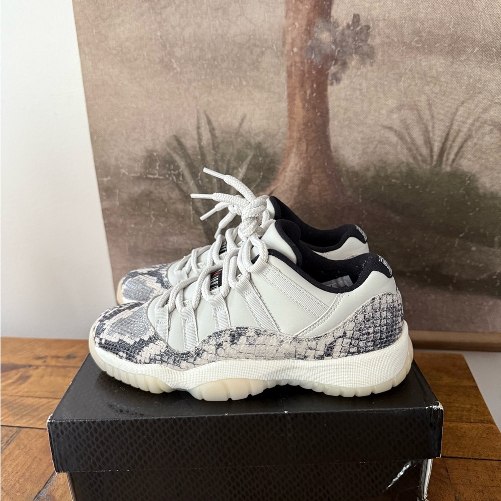 Size 4.5Y Jordan 11 Low Snakeskin